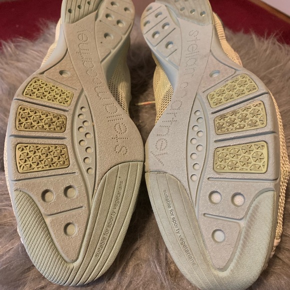 Adidas by Stella McCartney mint green w/orange - Picture 7 of 8